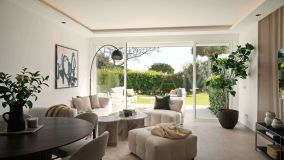 Radhus for sale in Aloha, Nueva Andalucia
