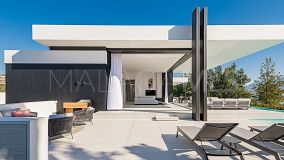 Villa for sale in La Alqueria, Mijas