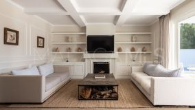 Villa en venta en Bel Air, Estepona Este