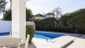 Villa for sale in Bel Air, Estepona East