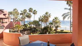 Apartment for sale in Beach Side New Golden Mile, Estepona East