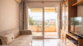 Apartamento de 2 dormitorios con vistas abiertas en Los Pacos, Fuengirola