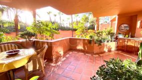 Apartamento en venta en Kempinski, Estepona Este