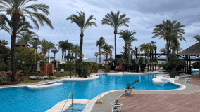 Apartamento en venta en Kempinski, Estepona Este