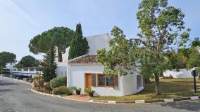 Villa for sale in Nueva Andalucia, Marbella