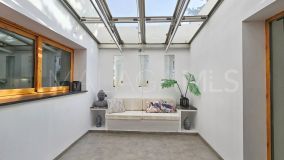 Villa en venta en Nueva Andalucia, Marbella