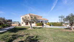 Buy Alhaurin el Grande villa with 5 bedrooms