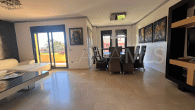 Zweistöckiges Penthouse zu verkaufen in Estepona Ost