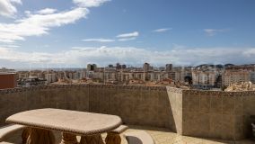 Buy penthouse in Los Boliches with 4 bedrooms