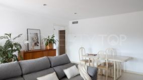 Miraflores, apartamento planta baja con 3 dormitorios en venta