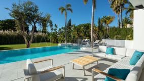 Villa zu verkaufen in Aloha, Nueva Andalucia