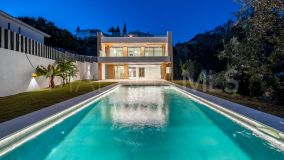 Villa for sale in Torremuelle, Benalmadena