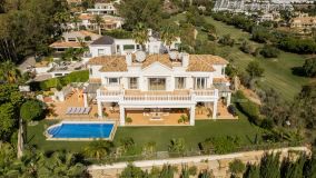 Villa for sale in La Quinta, Benahavis