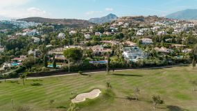 Villa for sale in Paraiso Alto, Benahavis