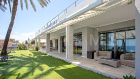 Villa for sale in Pinares de San Antón, Malaga - Este