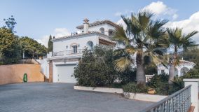 Casa en venta con 5 dormitorios en Frigiliana