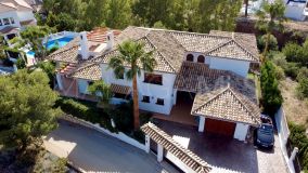 Villa en venta en Valtocado, Mijas