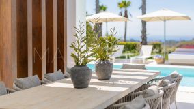 Villa for sale in Marbella East