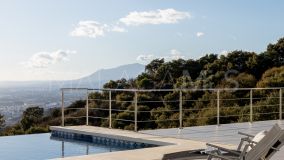 Villa for sale in Los Altos de los Monteros, Marbella Öst