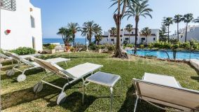 Bottenvåningslägenhet for sale in Coral Beach, Marbella Golden Mile
