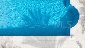 Villa for sale in Arroyo de la Miel, Benalmadena