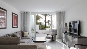 Zweistöckiges Penthouse zu verkaufen in Alcazaba Beach, Estepona Ost