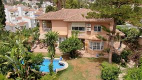 For sale villa with 4 bedrooms in El Coto