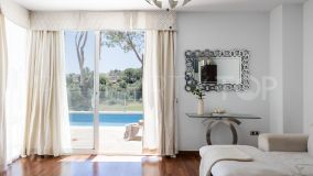 Modern villa in an excellent location in La Cala Golf