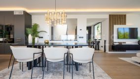 Villa for sale in La Quinta, Benahavis