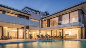 Buy 5 bedrooms villa in Capanes Sur