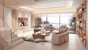 Atico duplex con 4 dormitorios en venta en Marbella Este