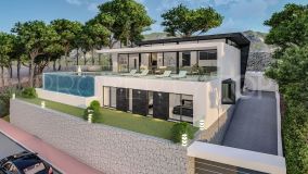 Villa for sale in Mijas with 4 bedrooms
