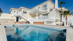Villa with 5 bedrooms for sale in Mijas