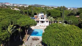 Villa for sale in Calahonda, 1,830,000 €