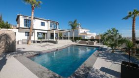 Villa for sale in Mijas Golf, 995,000 €