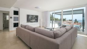 5 bedrooms villa for sale in Fuengirola