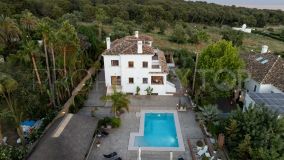 For sale villa in Nagüeles with 5 bedrooms