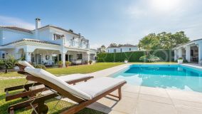 Villa en venta de 5 dormitorios en Casasola