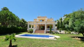 For sale 4 bedrooms villa in Las Chapas