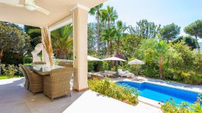 Buy Calahonda 4 bedrooms villa