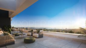 Buy 3 bedrooms penthouse in Marbella East