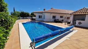 Comprar villa en Mijas Costa con 3 dormitorios