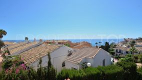 Se vende villa de 6 dormitorios en El Faro