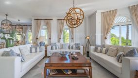 Apartment with 4 bedrooms for sale in Marbella Golden Mile