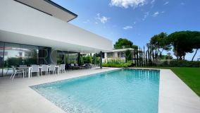 Villa for sale in Marbella Golden Mile, 4,450,000 €