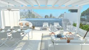 Penthouse for sale in Marbella Hill Club with 3 bedrooms