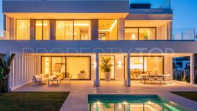 Buy villa in New Golden Mile