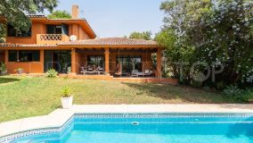 Villa for sale in Calahonda, 1,395,000 €