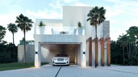 Buy 4 bedrooms villa in Marbella East