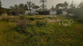 Buy 4 bedrooms villa in Marbella East